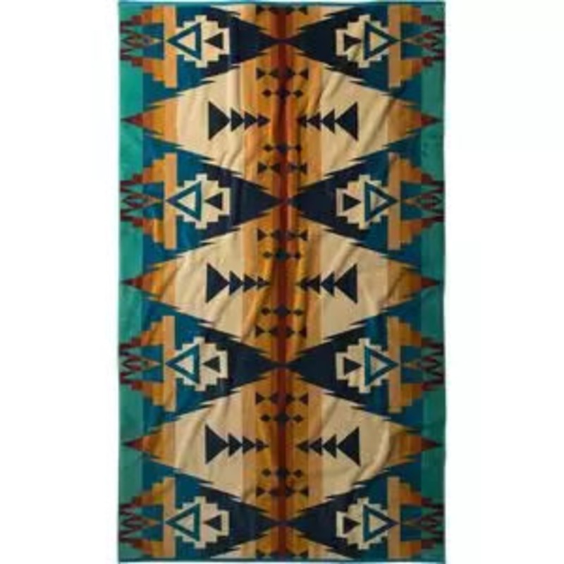 Pendleton Oversized Jacquard Towel