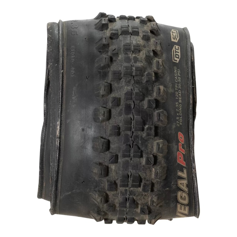 Kenda Nevegal Pro 27.5 x 2.35 Tubeless UST Folding Tire